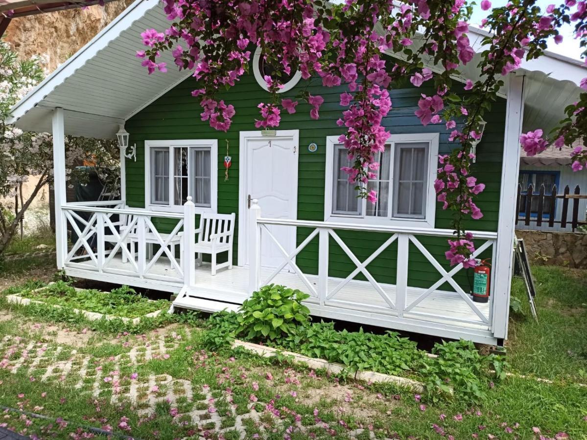 Lukkies Lodge Чирали Екстер'єр фото