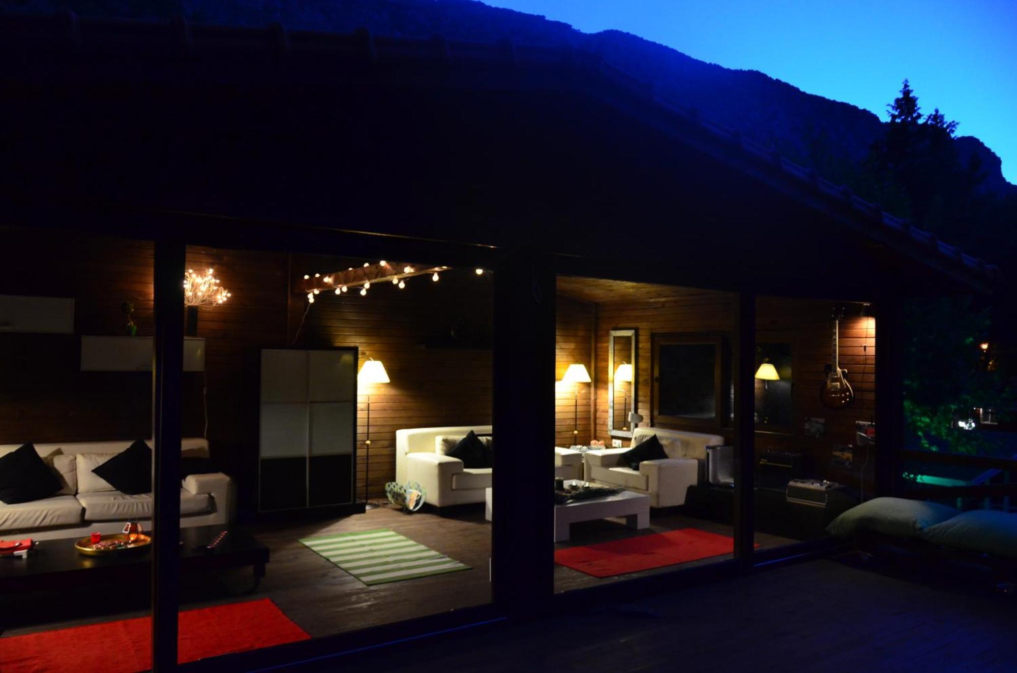 Lukkies Lodge Чирали Екстер'єр фото